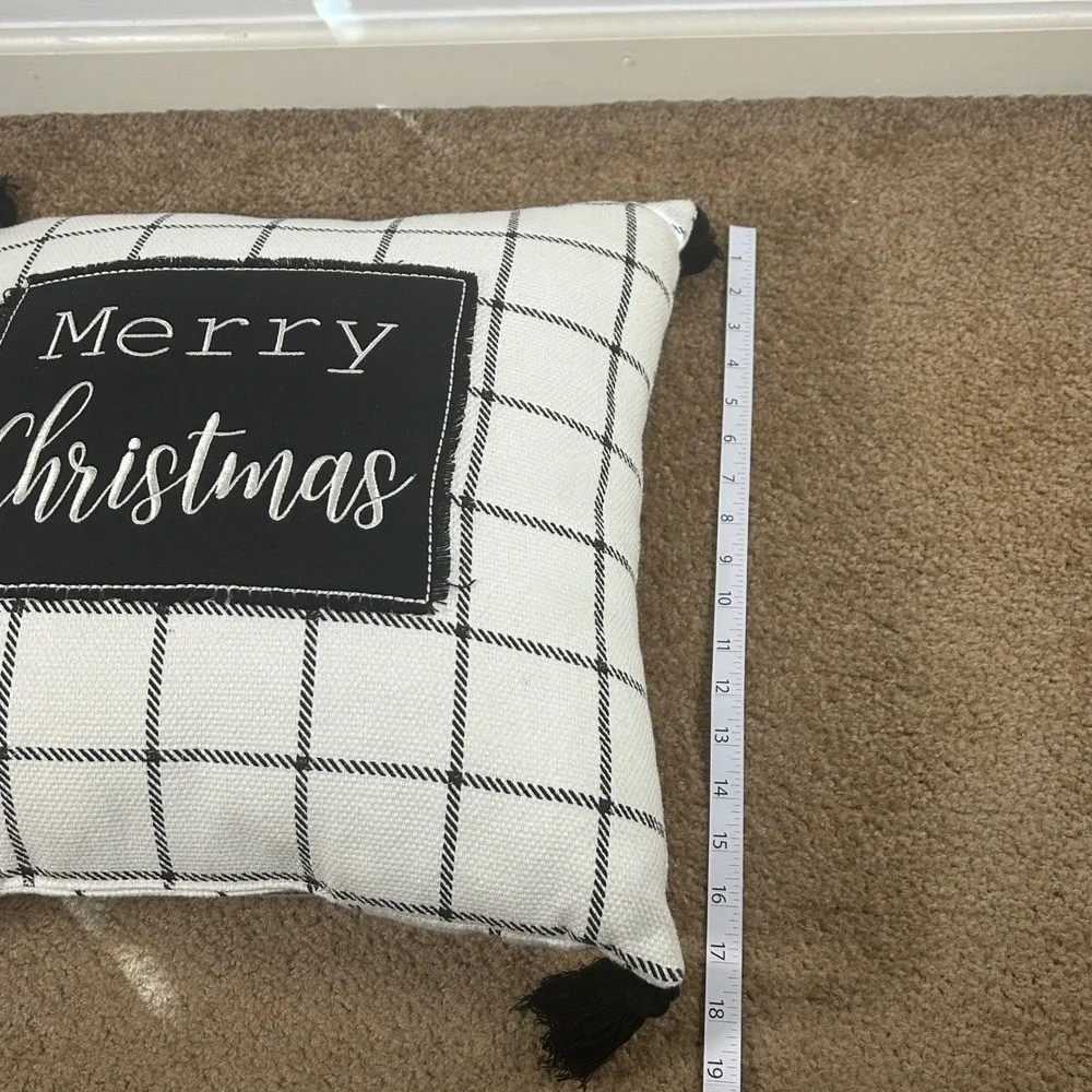 Merry Christmas Black and Cream Plaid Decorative Throw Pillow with Tassels 18x18